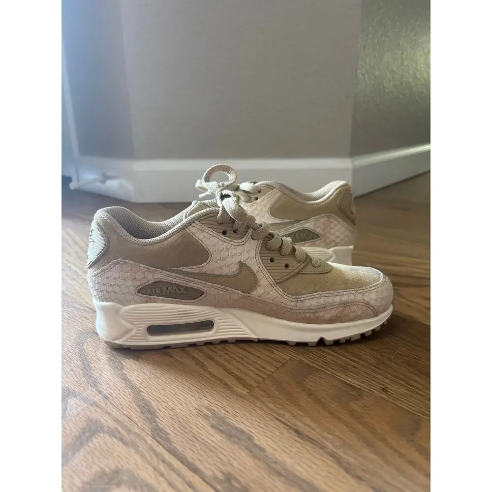 Nike Air Max 1 women 6 Tan Beige Suede Mesh White Midsole